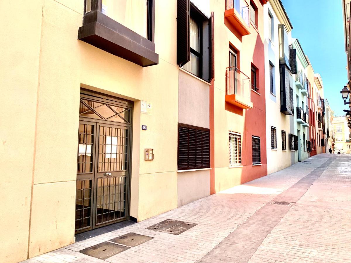 Homely Malaga Refino Bajo G6 Y F6 外观 照片