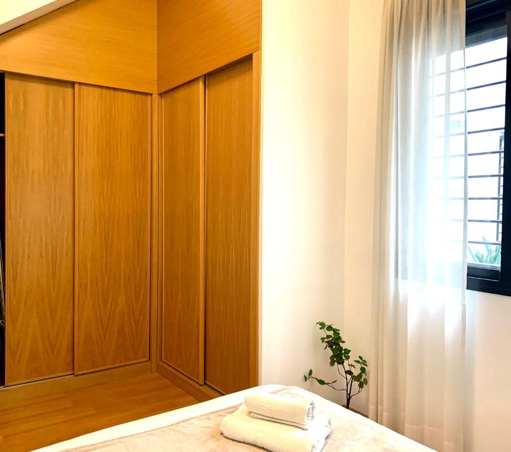Homely Malaga Refino Bajo G6 Y F6 外观 照片